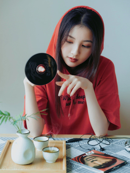 克罗地亚队在巴黎奥运会手球比赛中展现出强大的个人突破能力,克罗地亚国家队赞助