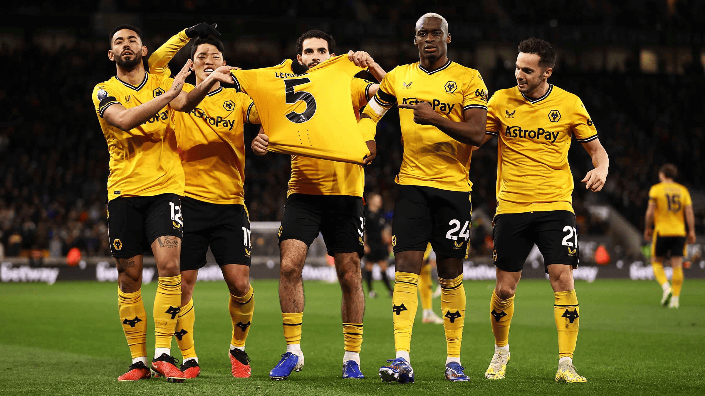 爱游戏体育:英超的战术走向:传统与未来的交汇 爱游戏体育:英超的战术走向:传统与未来的交汇