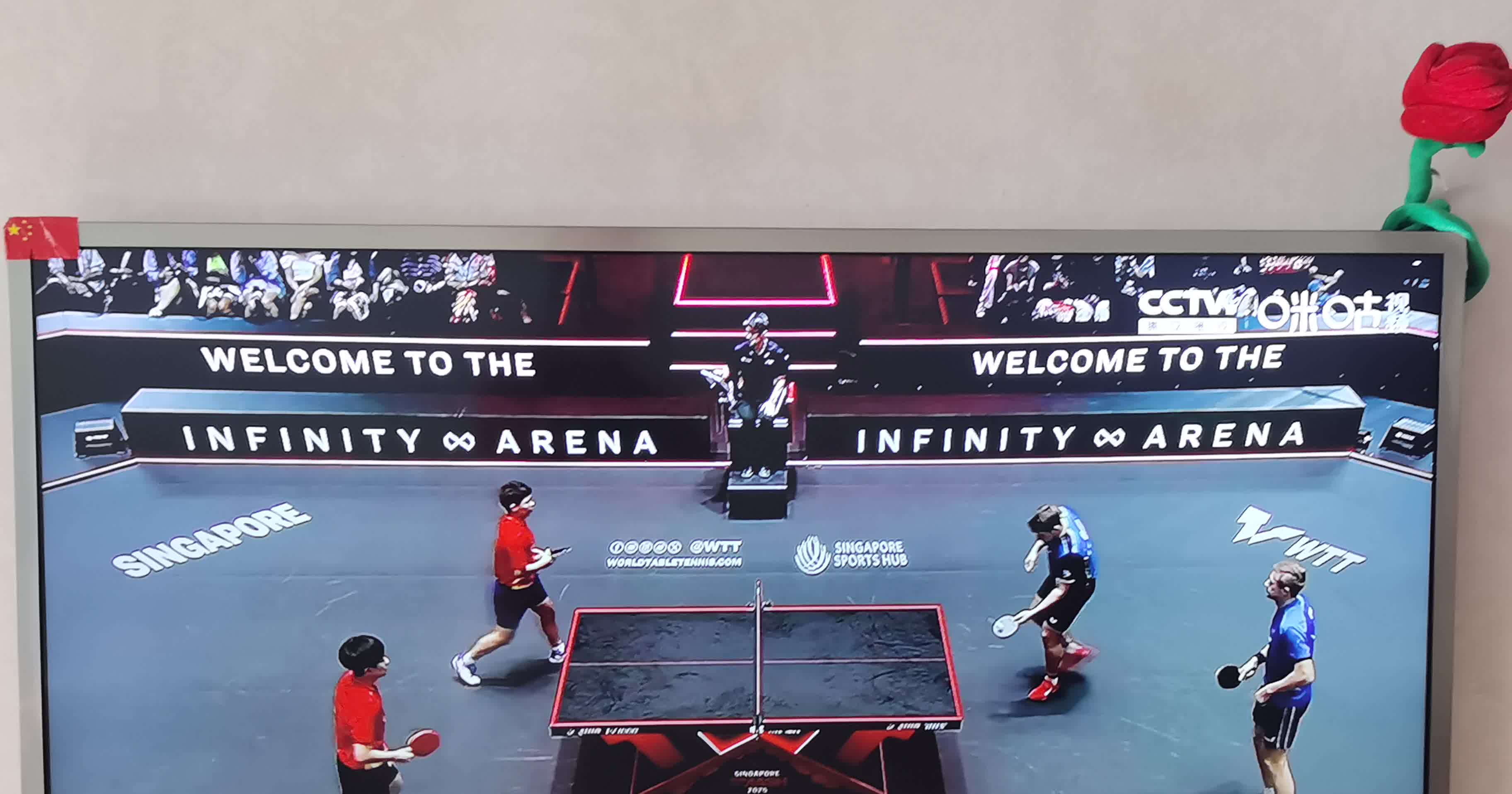 爱游戏体育:英超的战术对抗：教练们的博弈舞台