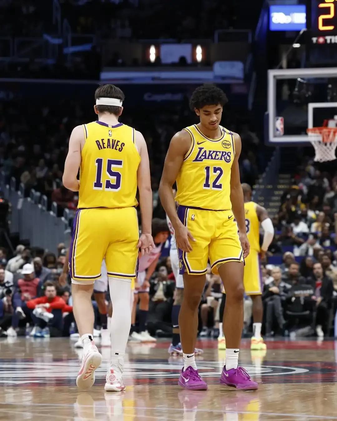 包含爱游戏体育：湖人队新赛季：克里斯蒂表示将提升快攻速度的词条