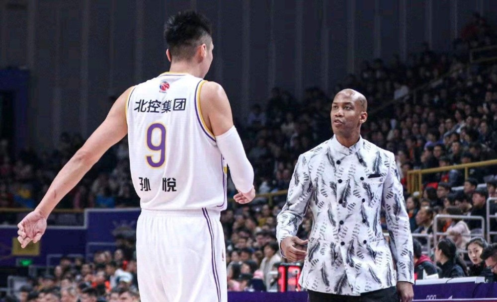 爱游戏登录入口-爱游戏体育:广州恒大队全华班阵容评估：年轻球员能否扛起大旗？的简单介绍